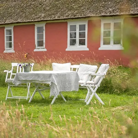 Semesterbostad 2 Bedroom Beautiful In