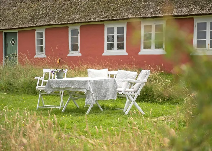 Semesterbostad 2 Bedroom Beautiful In