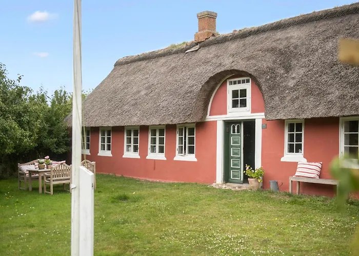 2 Bedroom Beautiful In 別荘 *